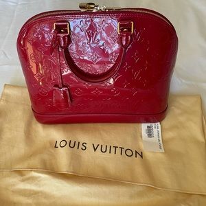 Authentic Louis Vuitton Alma MM bag